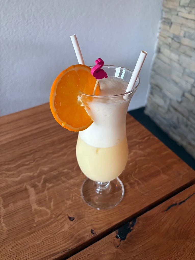 Boisson fraîche maison servie au Dolce
